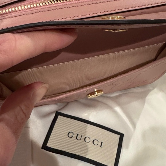 Gucci GG Light Pink Small Embossed Leather Crossbody - NWT, DUSTBAG, & BOX! - Picture 8 of 8